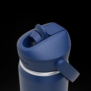 Thrive™ Flip Pipetli 590 ml'lik Yalıtımlı Paslanmaz Çelik Şişe